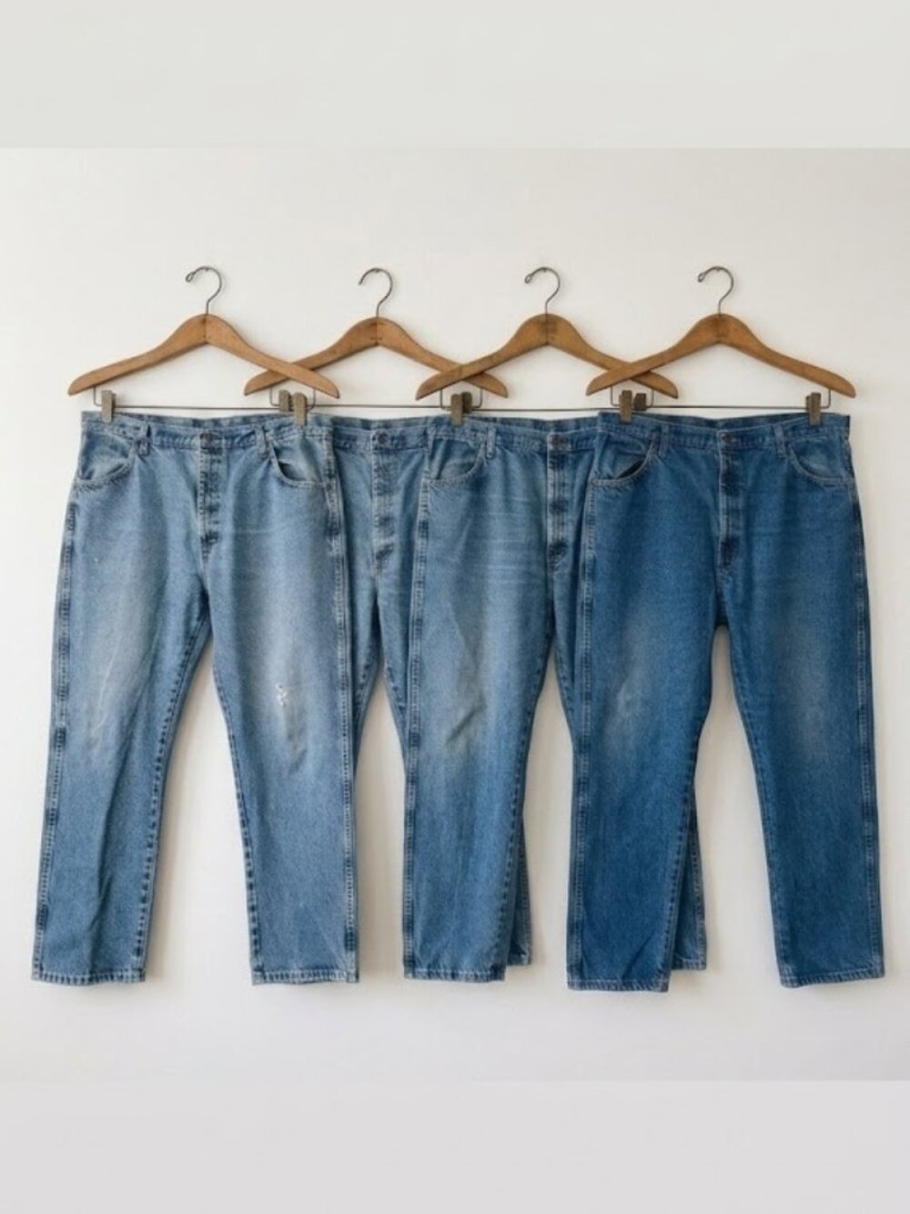 Men's RUSTLER Blue Jeans 42 x 30 LOT OF 4 Classic Straight Leg Work Denim Pants